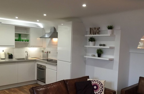 Harpenden Apartment | Harpenden House Apartment 3 Luxury 2 Bed Central Location