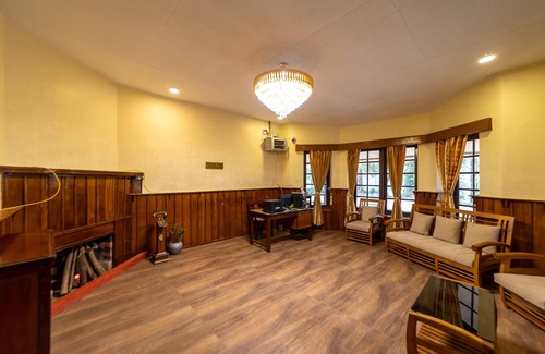 Valparai Hotel | Harris Holiday Inn