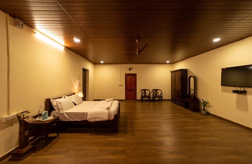 Valparai Hotel | Harris Holiday Inn