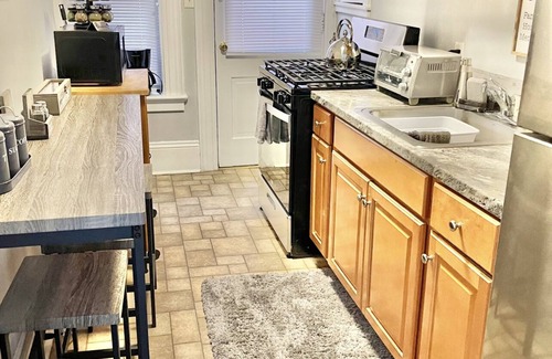 Downtown Harrisburg Apartment | Harrisburg Historic River View Apt