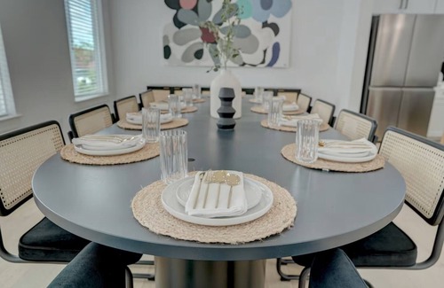 South Central Houston House | Harrisburg House Rooftop Patio Downtown HTX