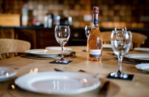 Yarm House | Harvest Cottage and Holly Barn