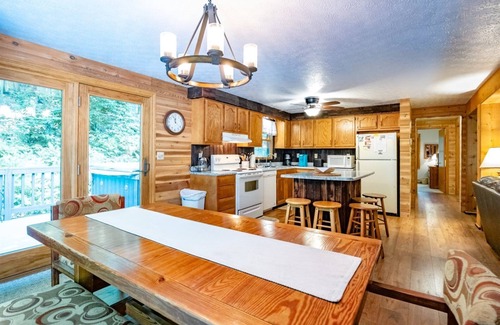 Old Timberline House | Harvest Moon - 712 Cabin Mountain Road