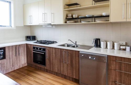 Ringwood Apartment | Harvey | Stylish | Great Location