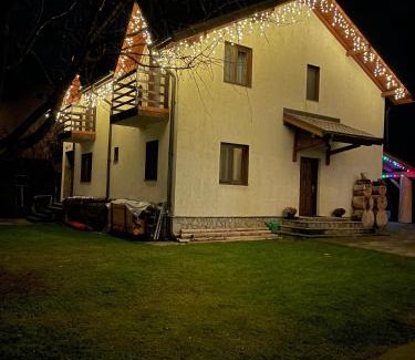 Rasnov House | Hasienda