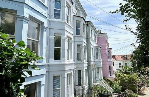 Old Town Hastings Apartment | Hastings Hideaway
