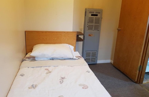 Medicine Hat Hotel | Hat Motel
