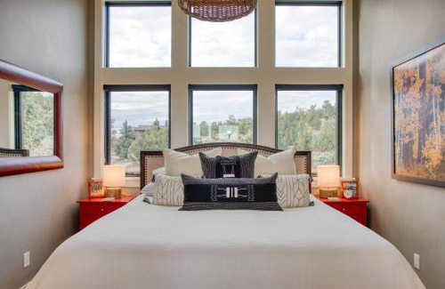 Powell Butte House | Hat Rock Loop by AvantStay Secluded Powell Butte Escape w Hot Tub Views