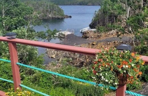 Newfoundland House | Hatchet Harbour Vacation Home