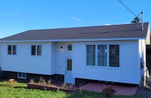 Newfoundland House | Hatchet Harbour Vacation Home