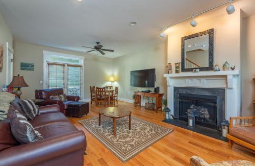 Cheshire House | Hatton House - 3 Bedroom, 2.5 Bathroom