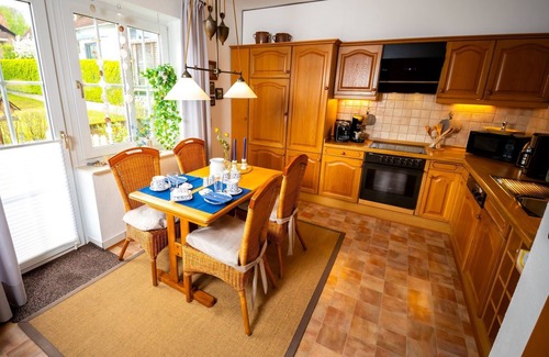 Luegde House | Haus am Berg der Osterräder by Interhome