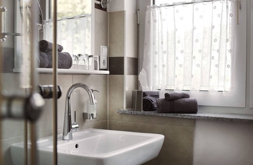 Laurenburg House | Haus Am Fluss