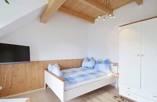Fahrenzhausen Apartment | Haus Ampertal App Kiel - cozy and functional, rural and close to Munich