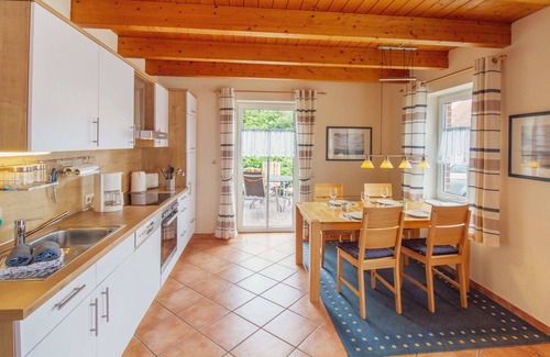Greetsiel Apartment | Haus Merlin - Silbermöwe