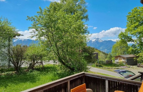 Ubersaxen House | Haus Rheintalblick mit Fantastischem Rundblick
