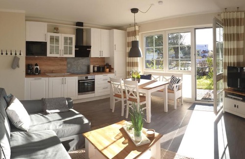 Zingst Apartment | Haus Seeteufel