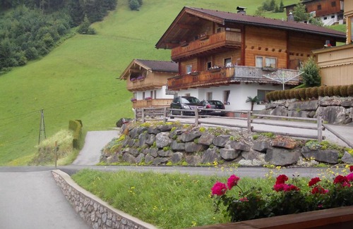 Hippach-Schwendberg House | Haus Sonnleiten