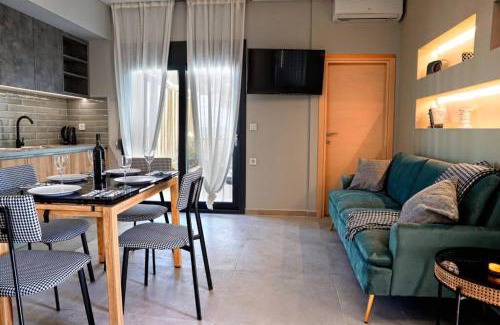 Malevizi Apartment | Havana 3 Luxury Pool and Sea Apartment
