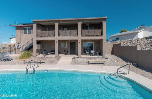 Lake Havasu City House | Havasu Hotspot- arcade & heated pool! Room for all!