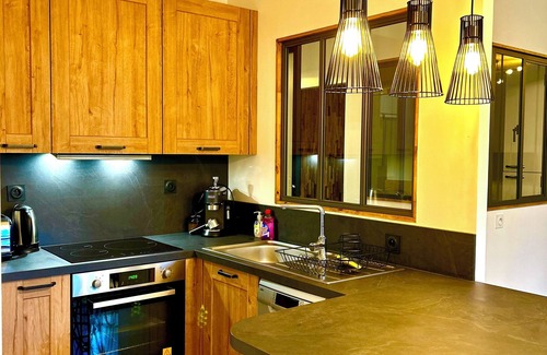 Gouvieux Apartment | Haven of peace with garden and secure parking in Chantilly, pets welcome!