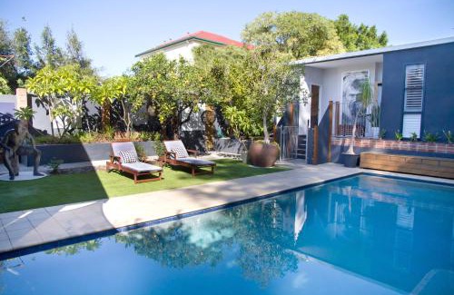 Highgate House | Haven on the Park