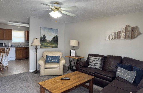 Dry Ridge Apartment | Haven Ridge is a comfortable, quiet, space minutes from the ARK Encounter.