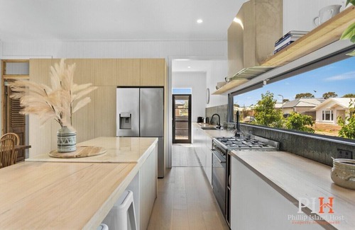 Newhaven House | Haven Stay 4BR Retreat