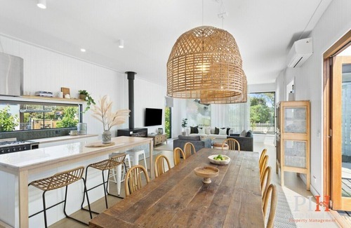 Newhaven House | Haven Stay 4BR Retreat