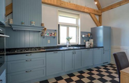 Neck House | Haven with Garden & Comfort
