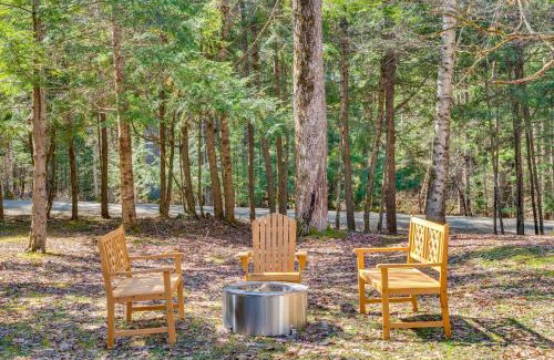 Woodsville House | Haverhill Mtn Retreat Hike, Ski, Relax in Hot Tub