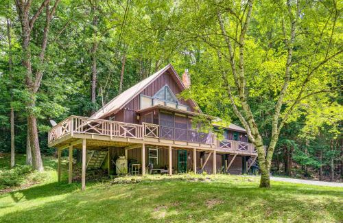 Woodsville House | Haverhill Mtn Retreat Hike, Ski, Relax in Hot Tub