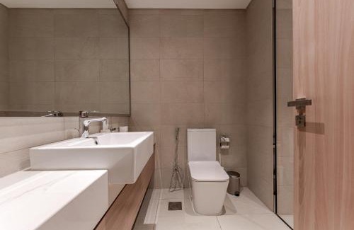 Nad Al Sheba Apartment | HAVN - 1 Bedroom in Azizi Park Avenue, Meydan