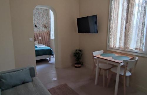 L'Ile-Saint-Denis Apartment | Havre de paix & chic, proche Stade de France