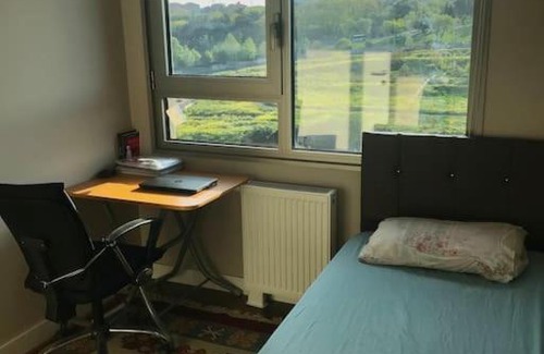 Zeytinburnu Apartment | Havuzlu, Kolay ulaşımlı,Konforlu site içi konut