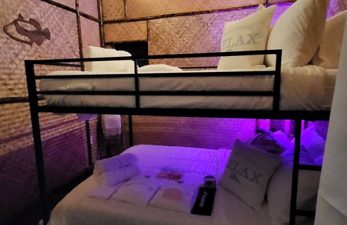 Fern Forest Bed & Breakfast | Hawaiian Naturist Park. Clothing optional bed & breakfast at Volcano! Cabin 2