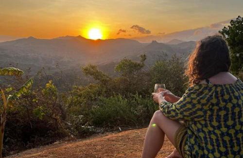 La Laguna Bed & Breakfast | Hawk's Nest Bed & Breakfast
