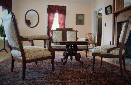 Luray Hotel | Hawksbill House - (Adults Only)