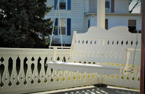 Luray Hotel | Hawksbill House - (Adults Only)