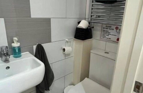 Cambridge Apartment | Hawthorn Guesthouse Studio 1