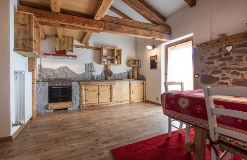 Sant'Orsola Terme Cabin | Hay Farm Chalet with Private Sauna and Breathtaking Views of the Dolomites