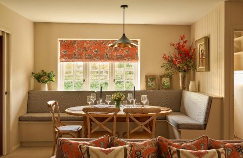 Lower Froyle House | Haybarn Cottage