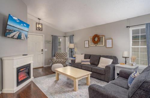 Coeur d'Alene House | Hayden Downtown, Near Triple Play