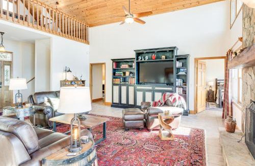 Hayesville House | Hayesville Home with Hot Tub and Mountain Views!