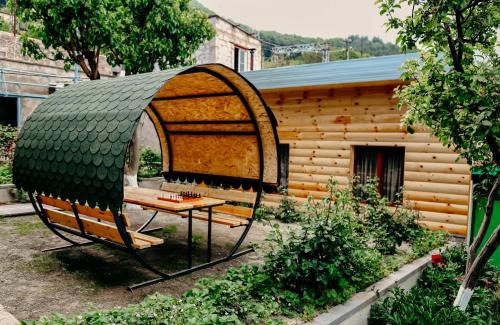 Goris House | Hayi Tun Guest House