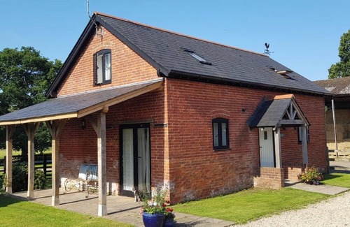 Plaitford House | Hayloft - Converted Barn In An Attractive Courtyard On Our Family Stockfarm