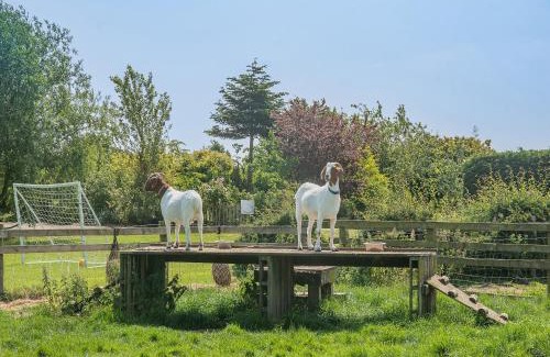 Great Hatfield House | Hayloft- Uk31532