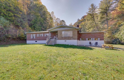 Haysi House | Haysi Nature Getaway with Fire Pit and On-Site Creek!
