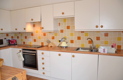 Grampound Cottage | Hazel Cottage Purpose built wheelchair friendly cottage