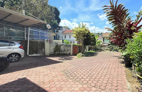 Ciumbuleuit Villa | Hazel House Bandung